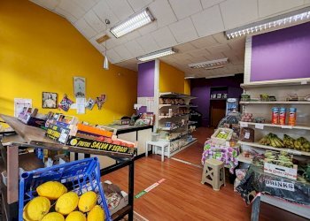 Foto 5 - Commercial Activity VIALE VITTORIO VENETO
 
52, Floridia - photo 5