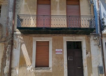 Foto 1 - Independent house MAZZARELLA AGATI
 
13, Floridia - photo 1