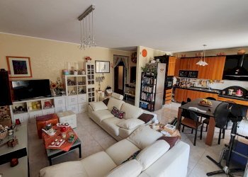 Foto 5 - Quadrilocale CORSO VITTORIO EMANUELE
 
694, Floridia - foto 5