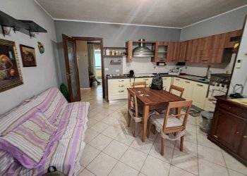 Foto 2 - Quadrilocale DE AMICIS
 
8, Floridia - foto 2