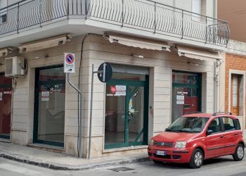 Foto 3 - Commercial Activity VIA ARIOSTO
 
111, Floridia - photo 3