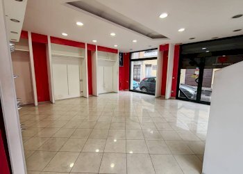 Foto 12 - Commercial Activity VIA ARIOSTO
 
111, Floridia - photo 12