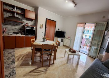 Foto 6 - Quadrilocale CORSO DI VITTORIO
 
54, Floridia - foto 6