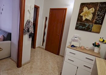 Foto 14 - Quadrilocale CORSO DI VITTORIO
 
54, Floridia - foto 14