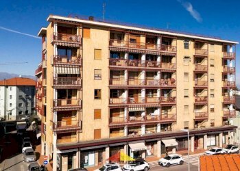 Facciata - Trilocale via Torino, 53, Saluzzo - foto 1