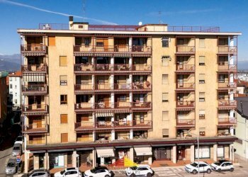 Facciata - Trilocale via Torino, 53, Saluzzo - foto 3