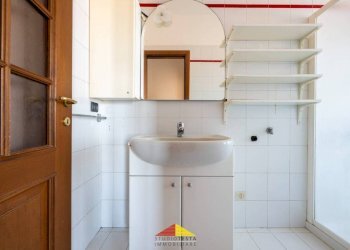 Bagno - Three-room apartment via Torino, 53, Saluzzo - photo 18
