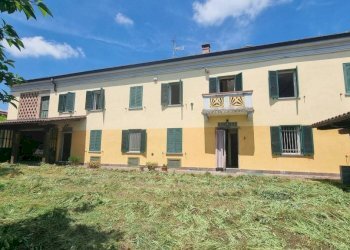 Facciata - Rustico via Camicia, 14, Vigliano d'Asti - foto 1