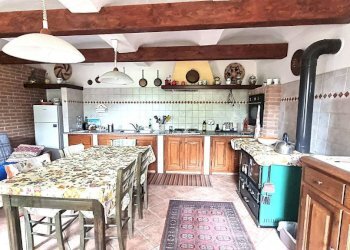 Cucina - Rustico via Camicia, 14, Vigliano d'Asti - foto 4