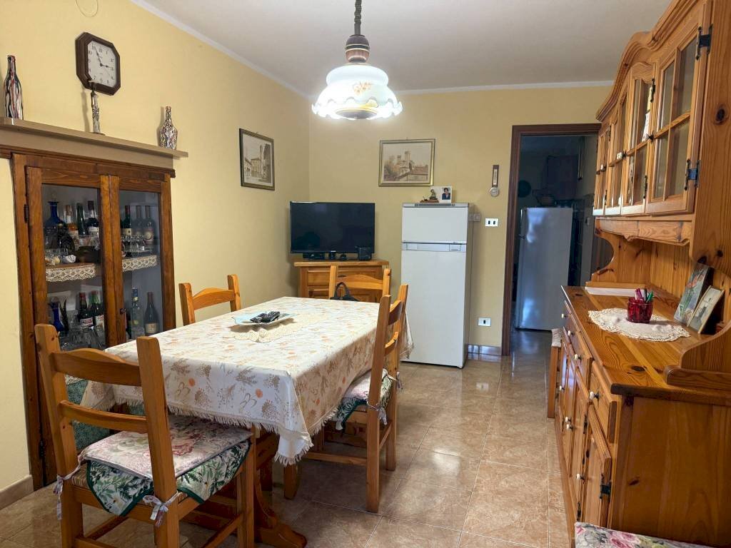Cucina - Casa indipendente via Villarbasse, 14, Reano - foto 1