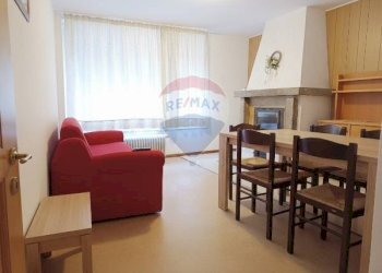 Sala da pranzo - Appartamento Loc. Marilleva 1400
 
12, Mezzana - foto 2