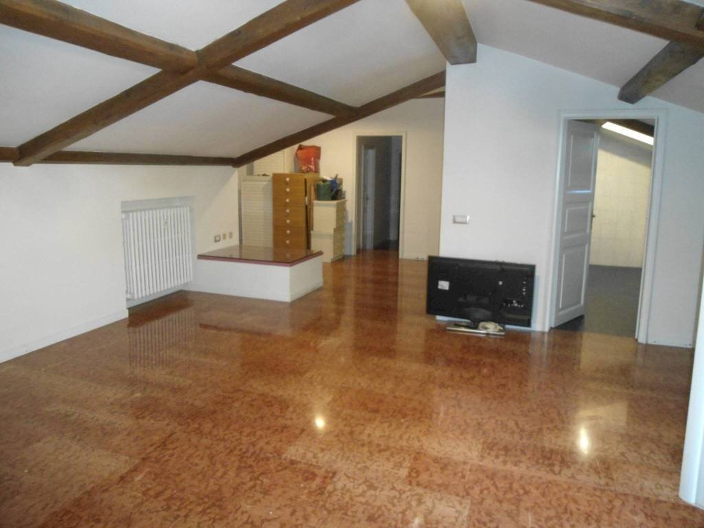 Cucina - Attico via Goito, Bologna (zona Centro Storico) - foto 3