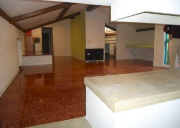 Interno palazzo - Attico via Goito, Bologna (zona Centro Storico) - foto 6