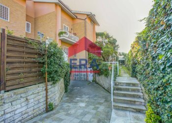 esterno carrabile - Villa a Schiera Via Corinna
 
7, Roma - foto 62