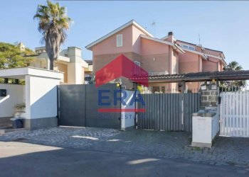 Foto 1 - Villa a Schiera Via Corinna
 
7, Roma - foto 1