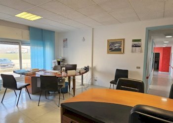 Foto 6 - Capannone Via Mischio
 
9, Dueville - foto 6