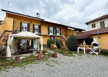 Facciata - Villa vicolo Pelazza, 2, Carmagnola - foto 1