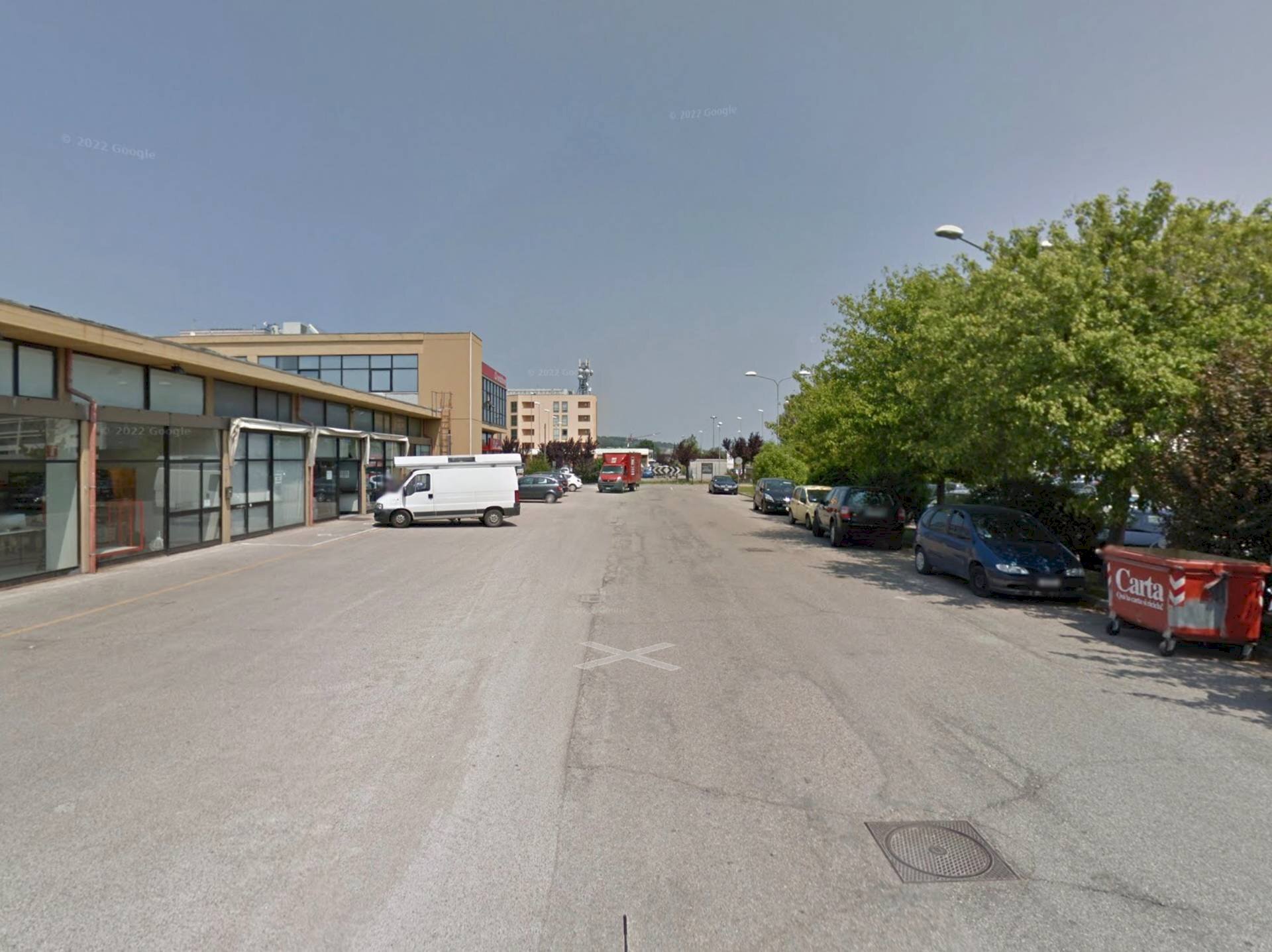 Foto 1 - Commercial Premises Via degli Abeti
 
112-114, Pesaro - photo 1