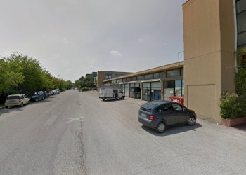 Foto 3 - Locale Commerciale Via degli Abeti
 
112-114, Pesaro - foto 3