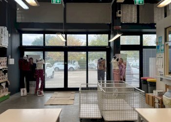 Foto 5 - Locale Commerciale Via degli Abeti
 
112-114, Pesaro - foto 5