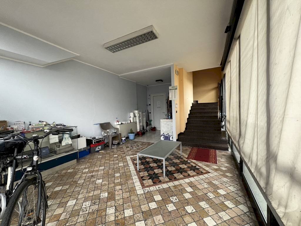 Foto 2 - Office Via Nuova Circonvallazione
 
22, Rimini - photo 2