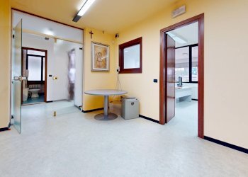 Foto 12 - Office Via Nuova Circonvallazione
 
22, Rimini - photo 12