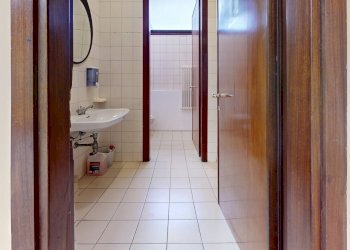 Foto 25 - Office Via Nuova Circonvallazione
 
22, Rimini - photo 25