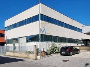 Foto 2 - Shed Via del Catano
 
400, Monsummano Terme - photo 2