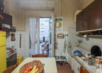 Cucina - Trilocale corso Alessandro De Stefanis, Genova (zona Marassi) - foto 2