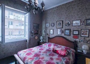 Camera da letto - Trilocale corso Alessandro De Stefanis, Genova (zona Marassi) - foto 11