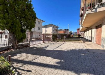 Cortile interno - Quadrilocale Regione Colombero, 9, Beinette - foto 24