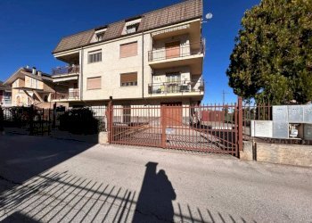 Facciata - Quadrilocale Regione Colombero, 9, Beinette - foto 26