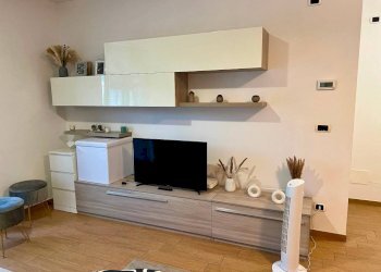 Salone - Bilocale via Luigi Cibrario, Genova (zona Sestri Ponente) - foto 9