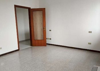 camera matrimoniale - Bilocale via IV Novembre, Quintano - foto 11