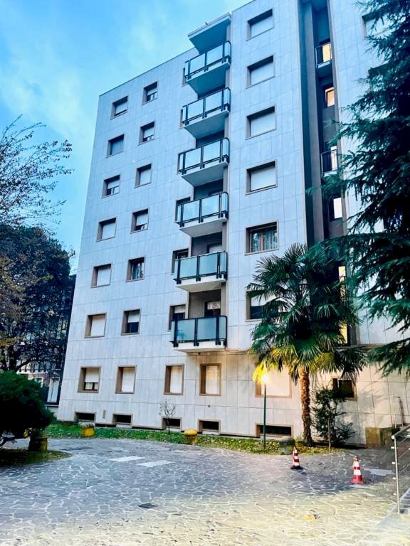 Facciata - Trilocale via Bice Cremagnani, 1, Vimercate - foto 2