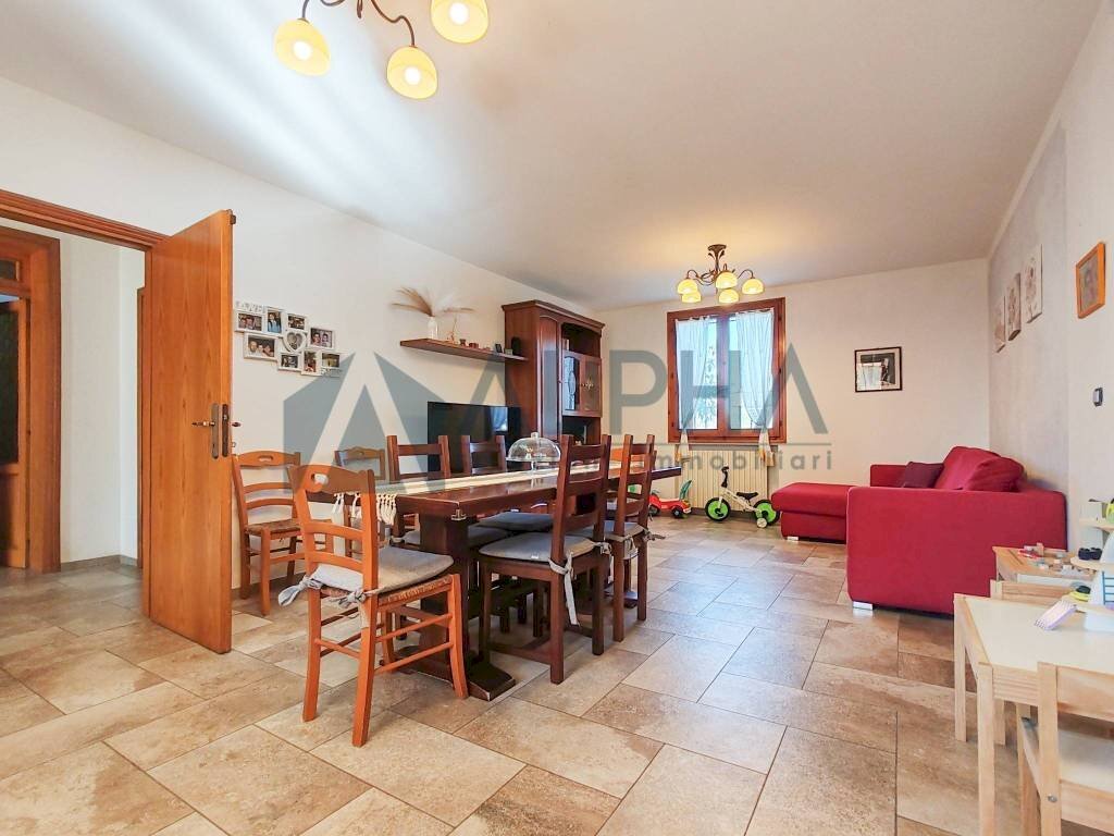 Salone - Villa strada Comunale Rubicone Destra, Savignano sul Rubicone - foto 1