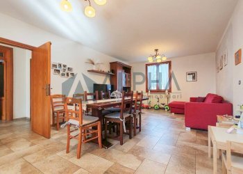 Salone - Villa strada Comunale Rubicone Destra, Savignano sul Rubicone - foto 1