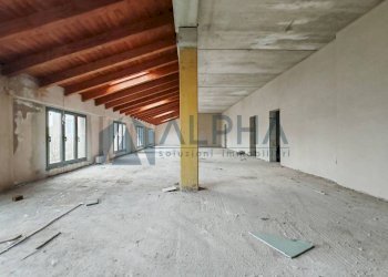 Stanza non arredata - Shop viale della Repubblica, Savignano sul Rubicone - photo 3