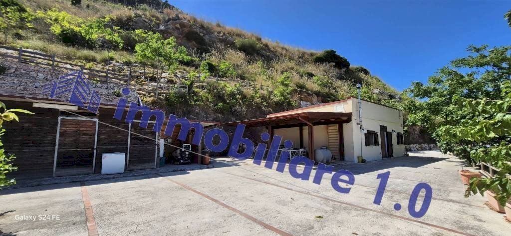 Giardino - Villa via per Monte Bonifato, Alcamo - foto 2