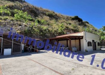 Giardino - Villa via per Monte Bonifato, Alcamo - foto 2