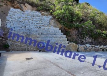Cortile interno - Villa via per Monte Bonifato, Alcamo - foto 4