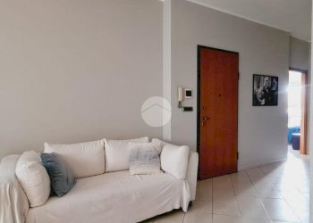 Bilocale Via S. Pietro, Gassino Torinese - foto 2