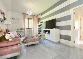 Quadrilocale Viale Salvador Allende, Santa Sofia - foto 1