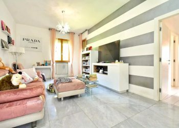 Quadrilocale Viale Salvador Allende, Santa Sofia - foto 1