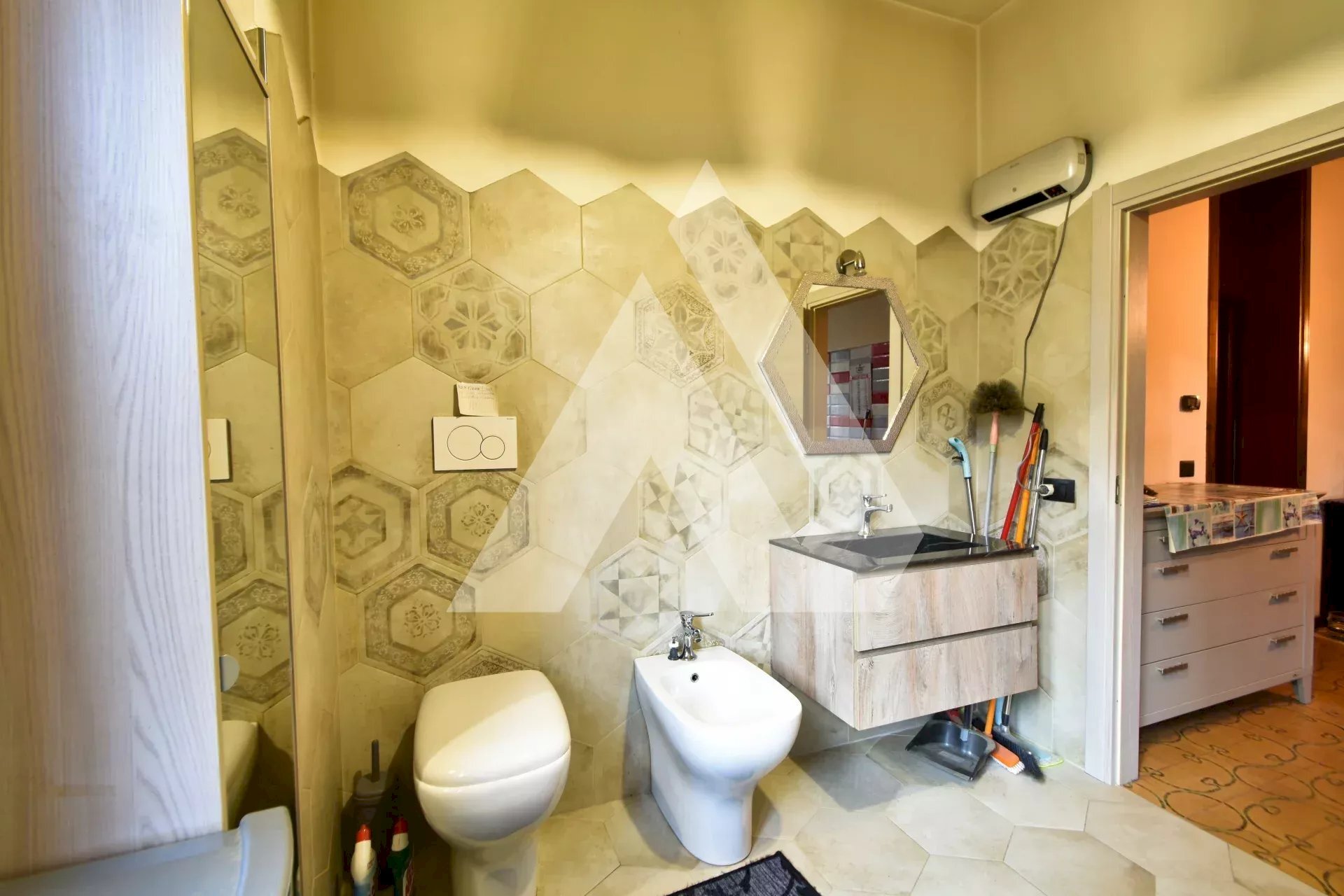 Quadrilocale Portico e San Benedetto - foto 2