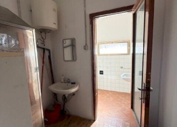 Deposito Via Esino, 51 (catastalmente 55, Ancona (zona Torrette) - foto 8