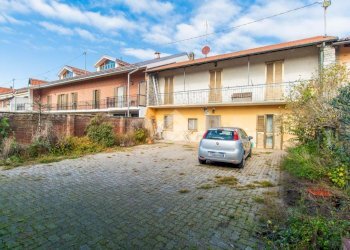 Casa semi indipendente Via San Francesco al Campo, Leini - foto 1