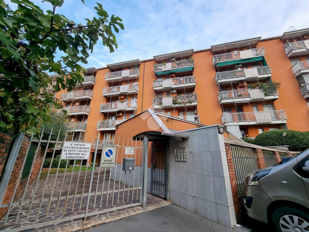 Trilocale Via Novara, Milano (zona San Siro) - foto 1