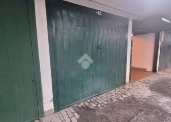 Box Via Carlo Imbonati, Milano (zona Maciachini) - foto 13