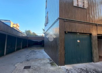 Box Via Carlo Imbonati, Milano (zona Maciachini) - foto 1